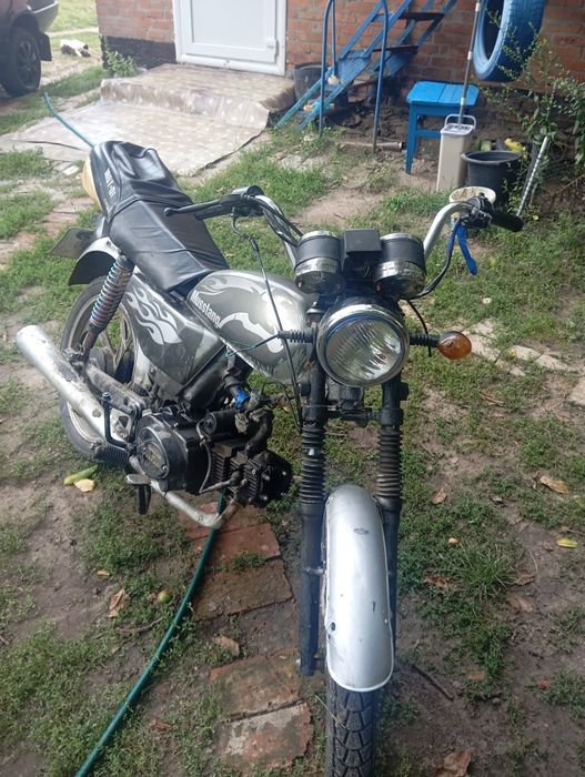 Продається мустанг мт110-2