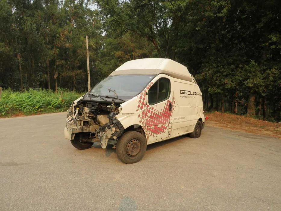 Renault Trafic 2.0DCi de 2014 - Peças Usadas
