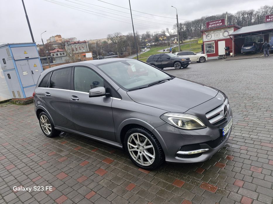 Mercedes benz  B250e