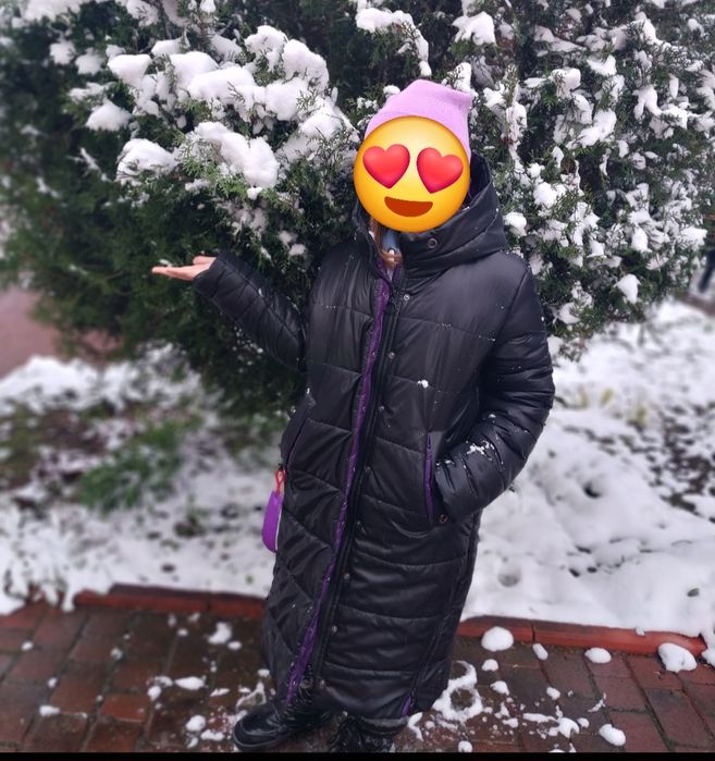 Курточка подовжена на дівчинку 10-12 років , ріст 146