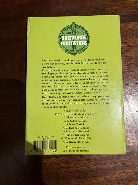 Livro/ jogo clássico- Aventuras Fantásticas