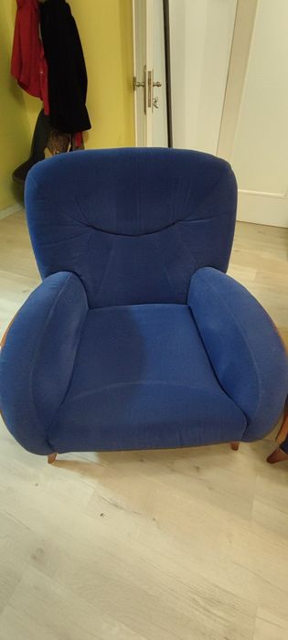 Conjunto 3 sofás portugueses = 4 lugares