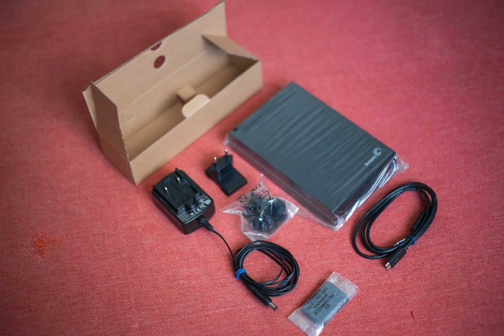 Продам HDD "Seagate Expansion" 3tb, "Seagate Expansion" 2tb