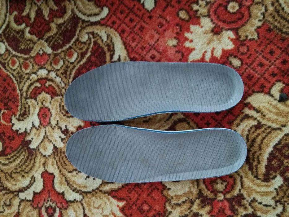 Продам берці в гарному стані