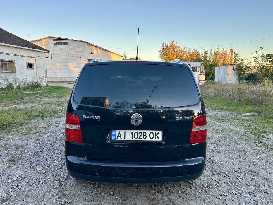 Продам Volkswagen Touran 2.0 Дизель