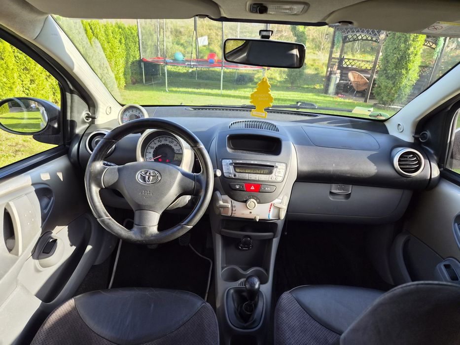 Sprzedam toyote aygo