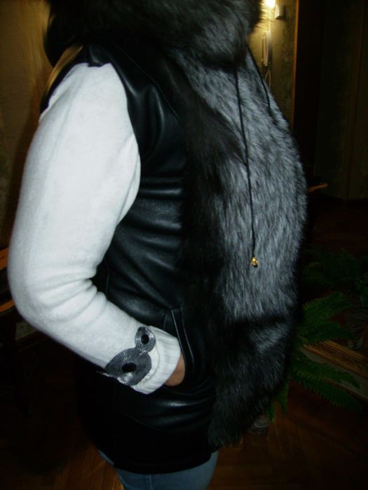 Зимняя, еврозима, кожаная куртка з чорнобуркой 46р, М