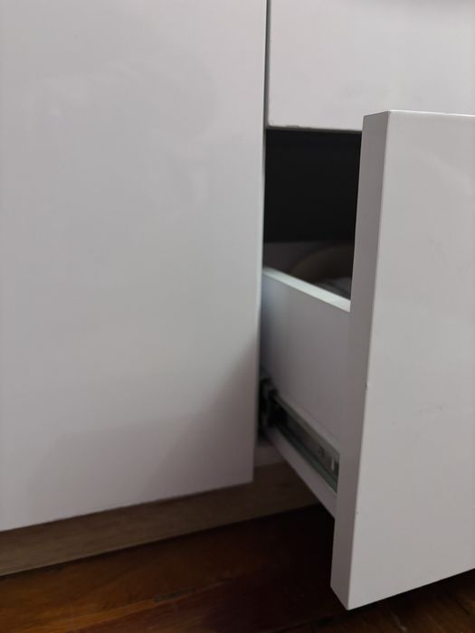 Велики комод в спальню, самовивіз