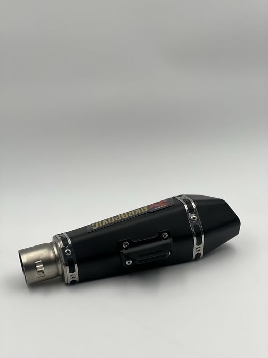 Вихлоп Acrapovic на мотоцикл