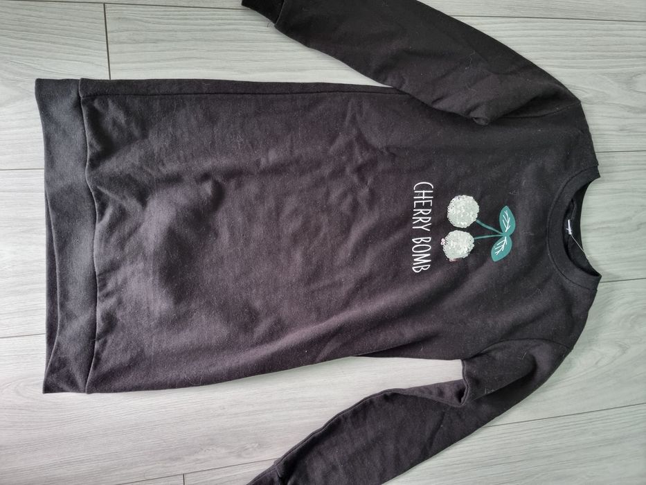 Bluza dziewczęca 146-152. Stan idealny. Czarna