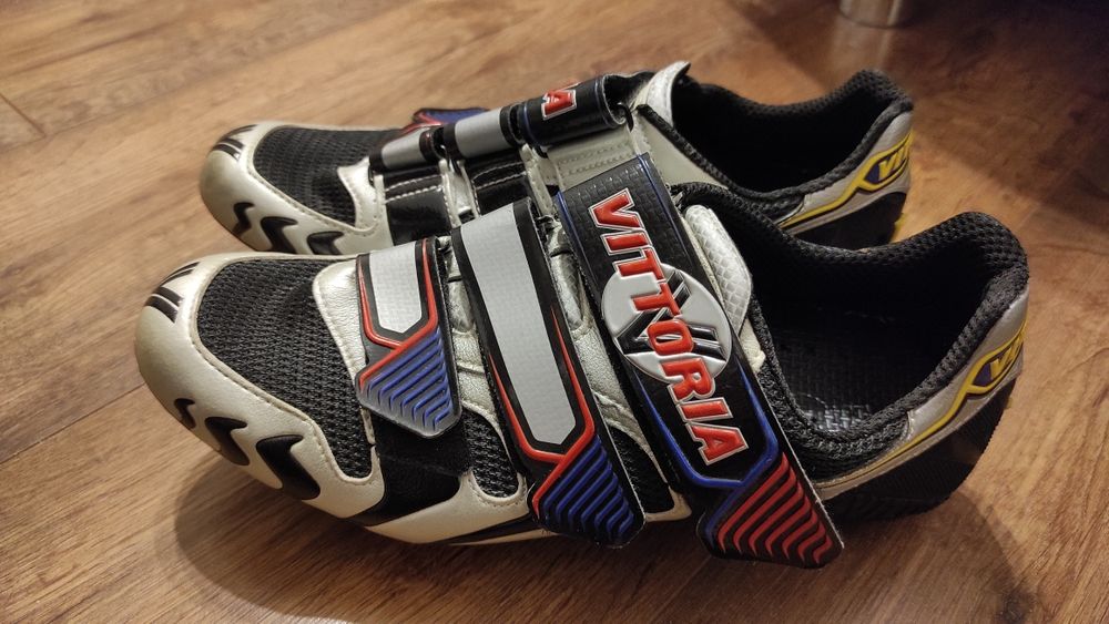 Używane buty do roweru szosowego Vittoria rozm.40 / 25,5cm