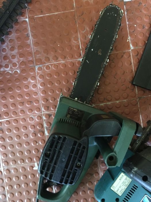 Serra Eléctrica e 2 Corta Sebes tb Electricos