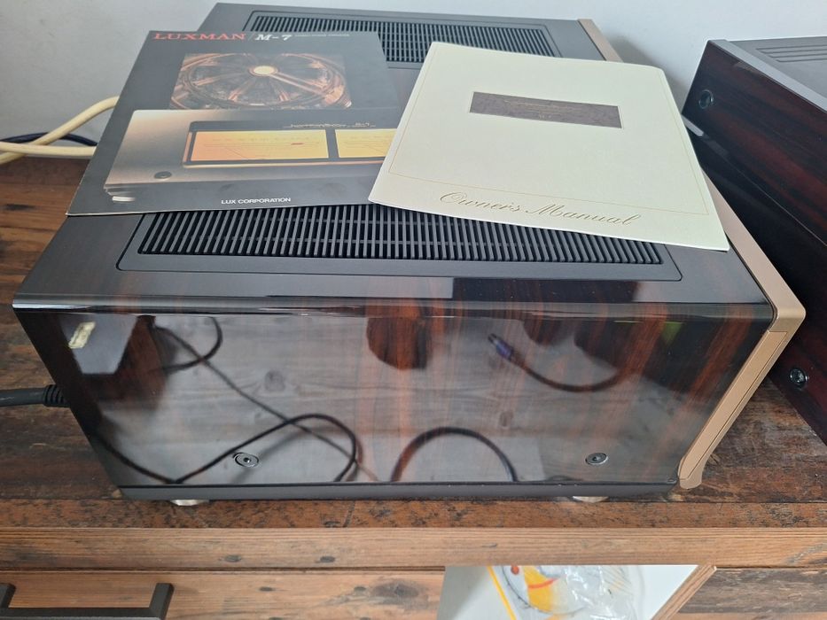 Luxman M-7i audiofilska końcówka mocy 450w/8ohm mono SIGNATURE