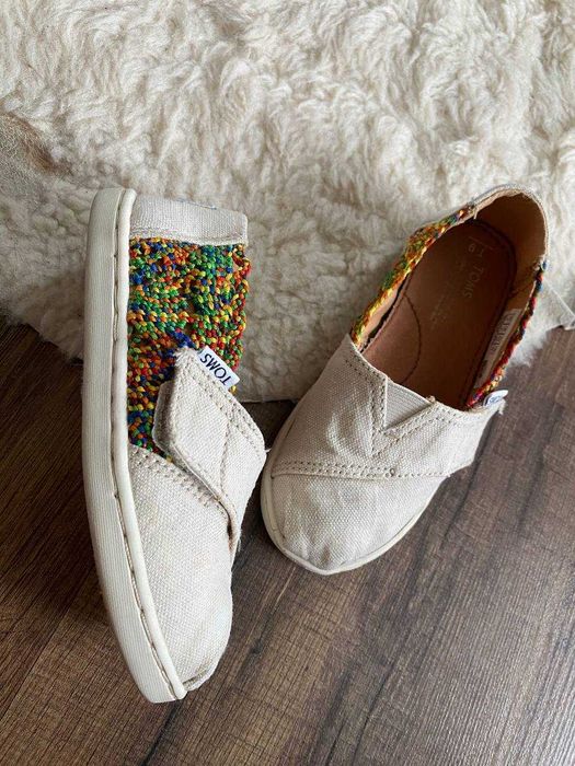 Toms оригінальні еспадрільї сліпони макасини