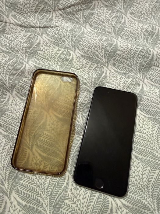 Смартфон iPhone 6s