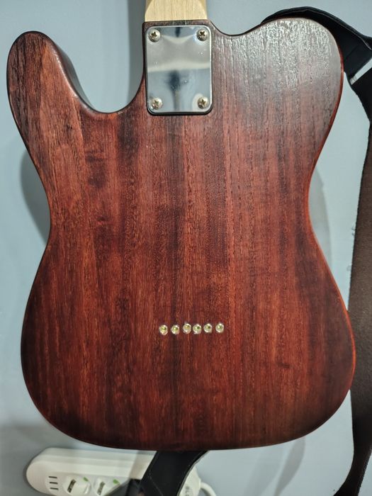 Gitara elektryczna tele