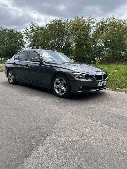 Продам BMW 328I. 2015