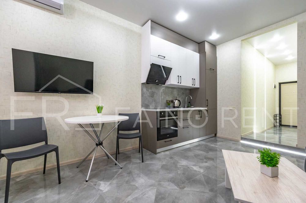 Стильні просторі апартаменти, Аркадія/5011