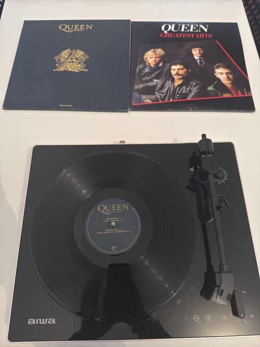 Gira Discos Aiwa BT APX 680 Black