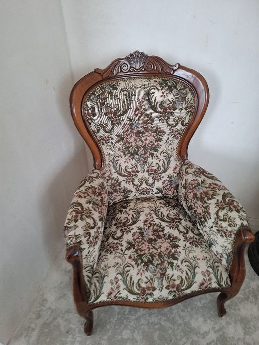 Fotel w stylu ludwikowskim gobelin  stylowy duży fotel tron