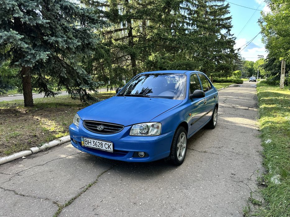 Продам Hyundai Accent 2002 года.