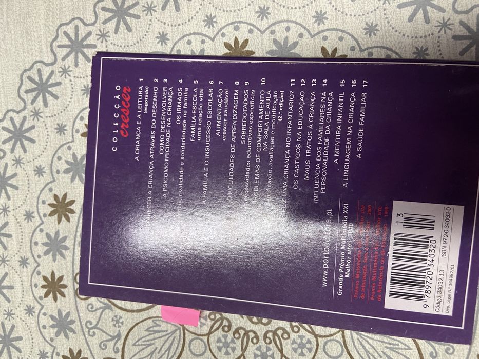 Livro “problemas de comportamento na sala de aula”
