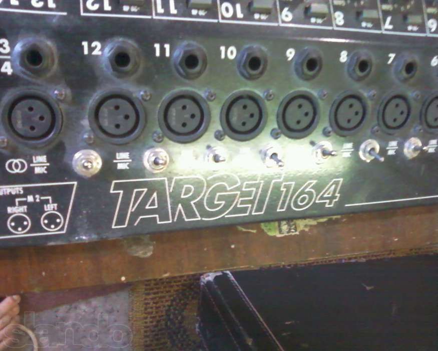 350Микшерный пульт Target 164, Hughes and Kettner Audio.