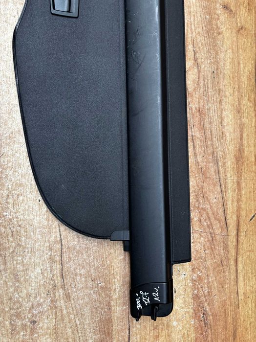 Roleta bagażnika Toyota Avensis T27