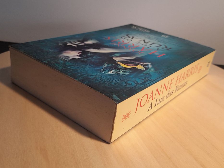 (Livro) Joanne Harris - A Luz das Dunas
