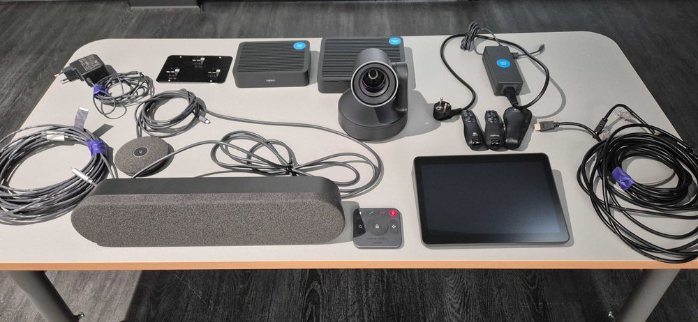 ZESTAW do wideokonferencji Logitech Rally ULTRA HD System