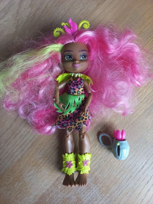 Cave Club - Prehistoryczna Lalka Fernessa