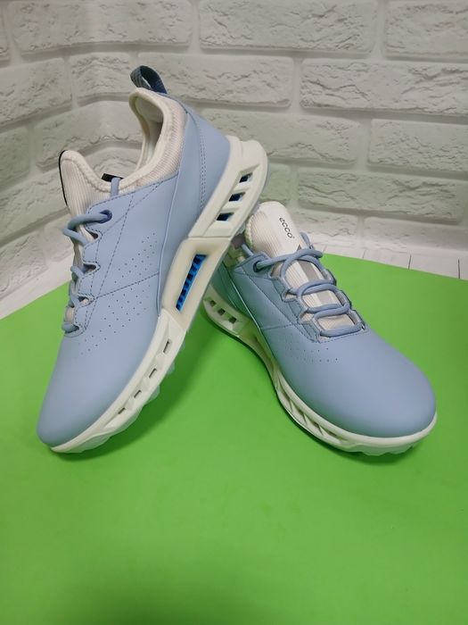 Жіночі шкіряні кросівки від ECCO Gore-tex водонепроникні