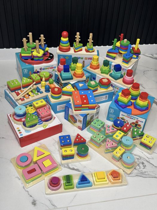 Деревяна геометрика сортер