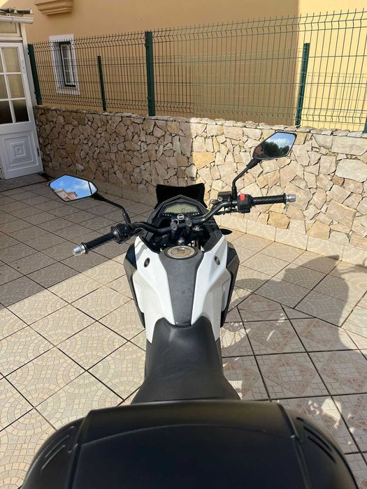 Motociclo Sym em bom estado