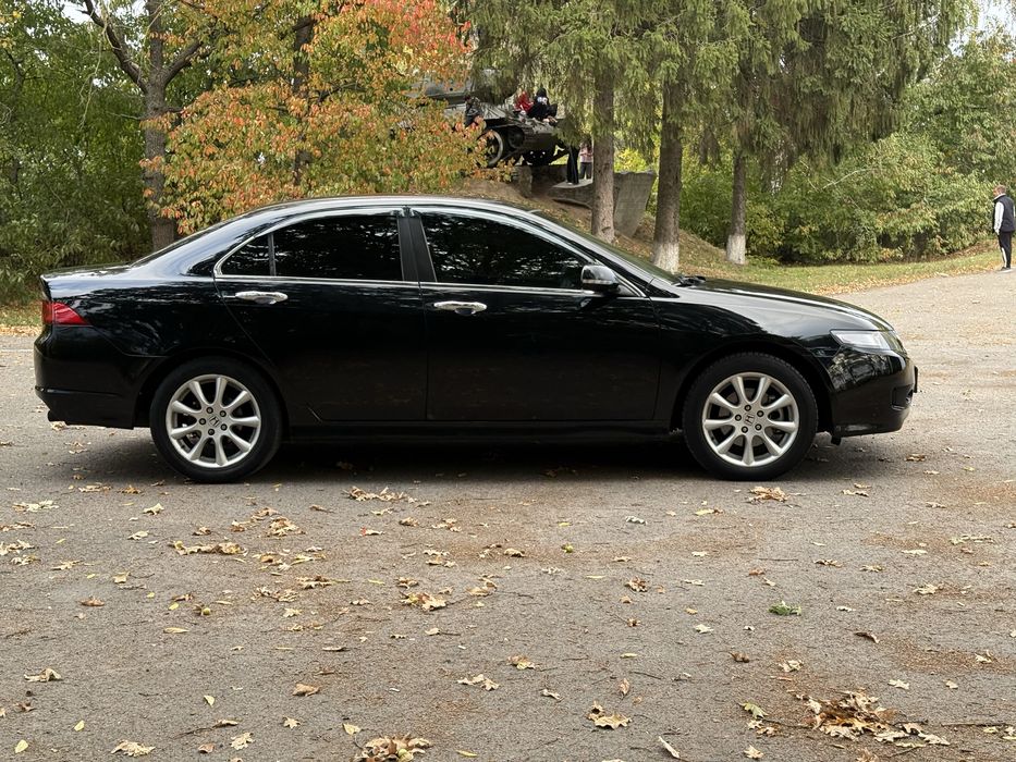 Honda Accord 2,4