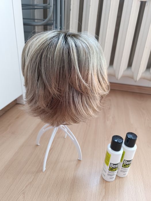 Peruka syntetyczna blond Rokoko