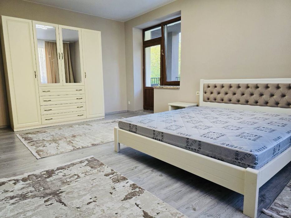 Ексклюзивна Новобудова з Євроремонтом - Проспект Незалежності  - 125 м