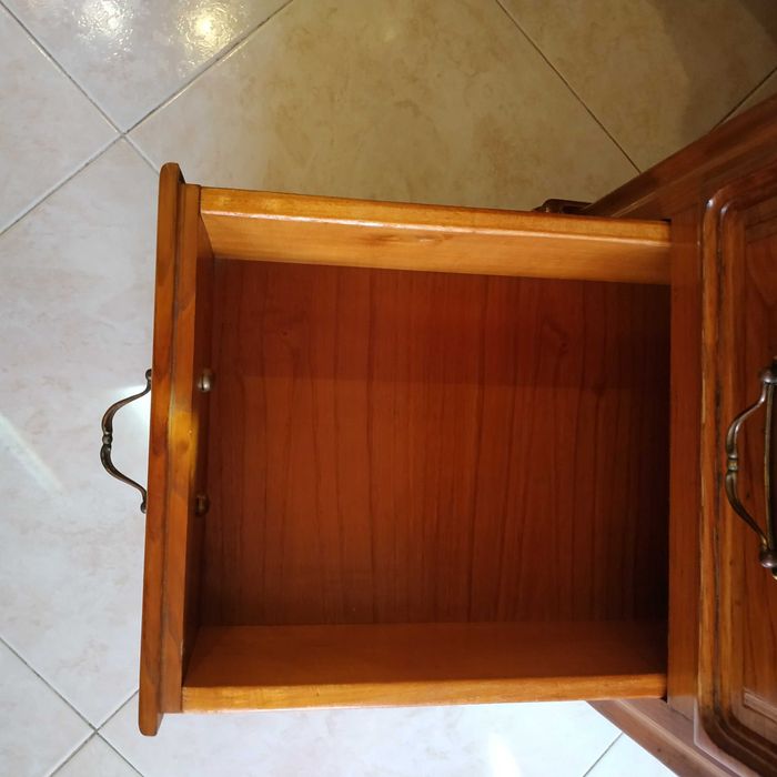 Secretaria de madeira