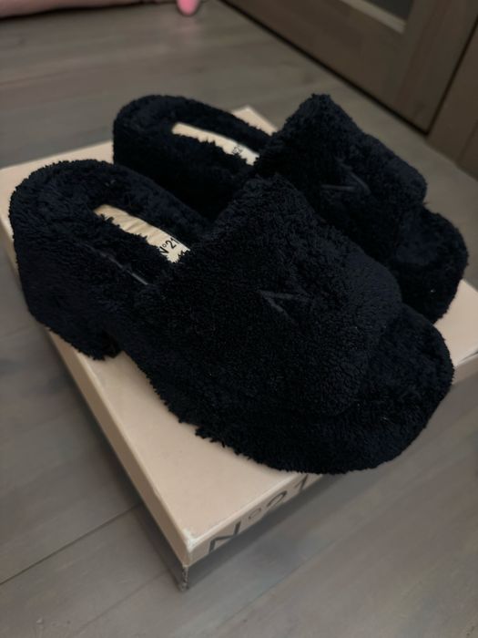 Нові босоніжки n21 оригинал 37 розмір