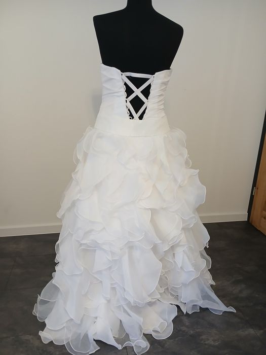 suknia ślubna Hiszpanka