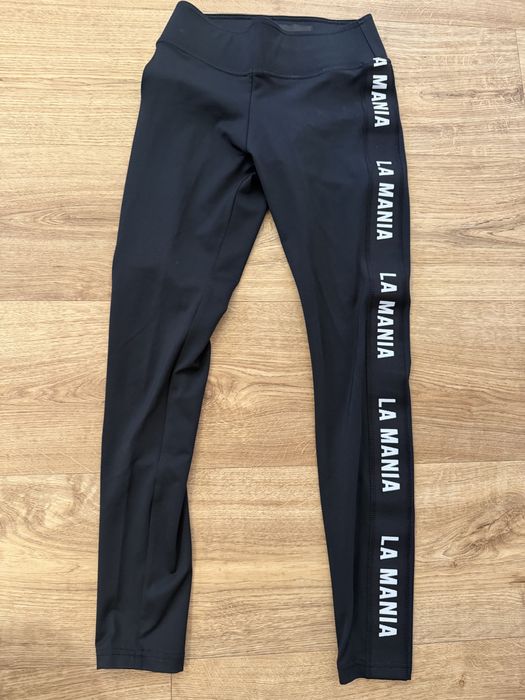 Czarne legginsy La Mania z lampasem