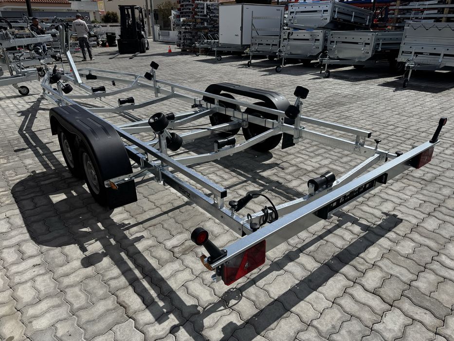 Atrelado MARTZ YACHT 2500/2  Novo /Garantia