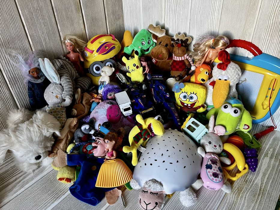 Лот іграшки для садочків, майданчика