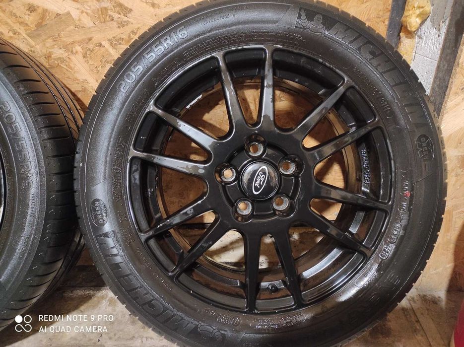 Продам комплект коліс.