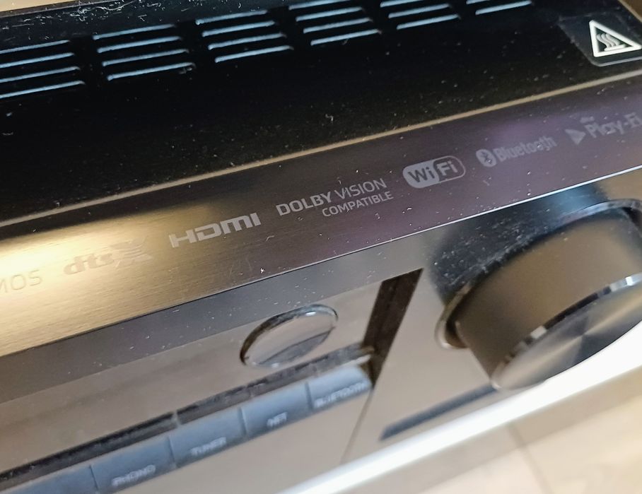 Amplituner Onkyo TX NR686 7.2 165W 4K Dollby Atmos certyfikat THX