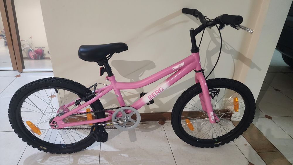 Bicicleta BERG Chillout 20" Rosa – Como Nova | Apenas 2 Utilizações