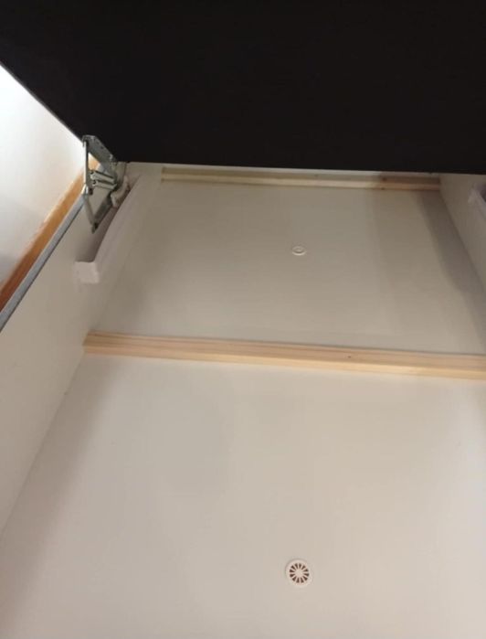 Łóżko sypialniane