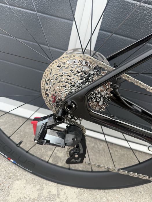 Nowy rower Trek Madone SL6 AXS Rival rama M szosowy carbon