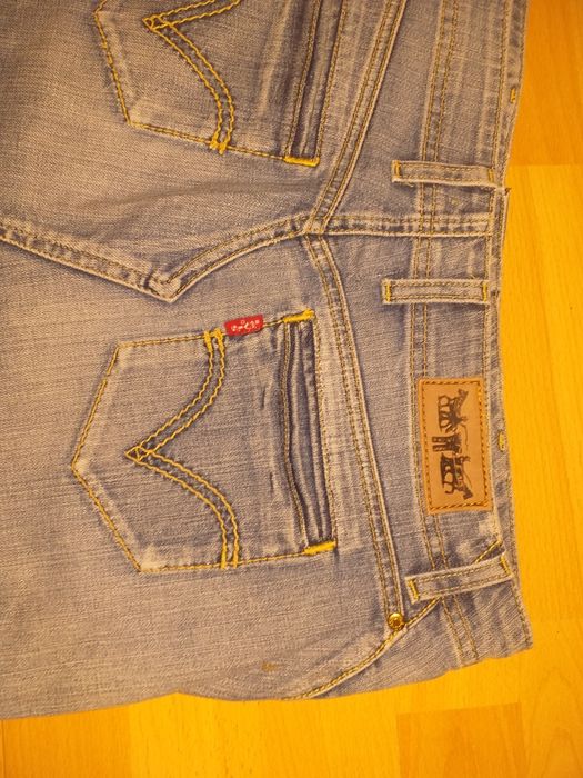 Spódniczka mini Levis roz M
