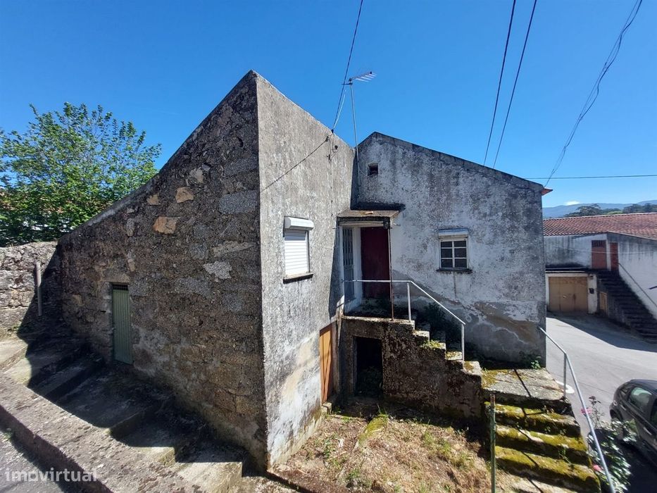 Moradia para Restaurar T2+2 Venda em Nespereira,Gouveia